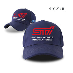 スポーツ&カルチャー プリント 帽子 STI デザイン ユニセックス キャップ