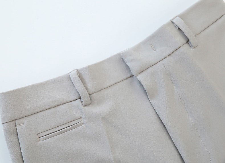 Straight slacks or1550
